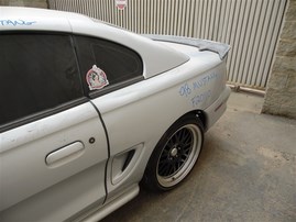 1998 MUSTANG GT COUPE SILVER 4.6 MT F20110